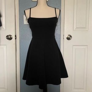 Lulu’s LBD sz: S